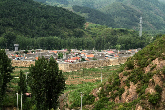 山村
