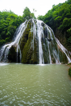 南漳香水河瀑布