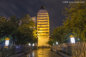 昆明西寺塔夜景