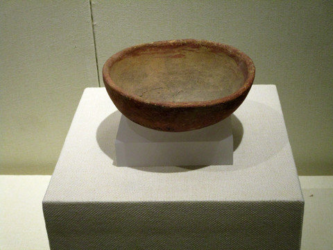 汉代陶碗