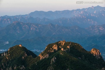 板厂峪长城 夏天 层峦叠嶂