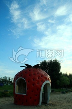 草莓屋子 童话建筑