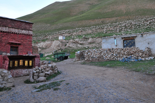 西藏风光 藏族人家 村落