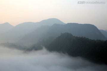 晨雾
