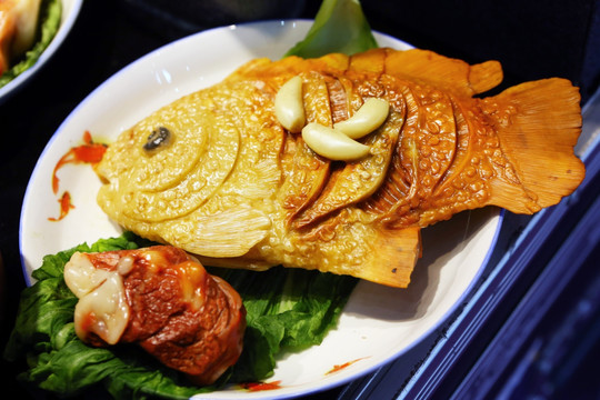 寿山石红烧鱼