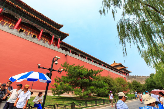 北京故宫午门广场城墙红墙