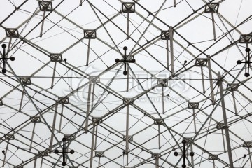 法国卢浮宫玻璃穹顶