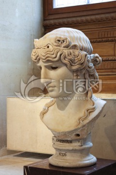 法国卢浮宫雕塑 女性头像