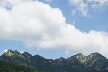 板厂峪长城 夏天 蓝天白云