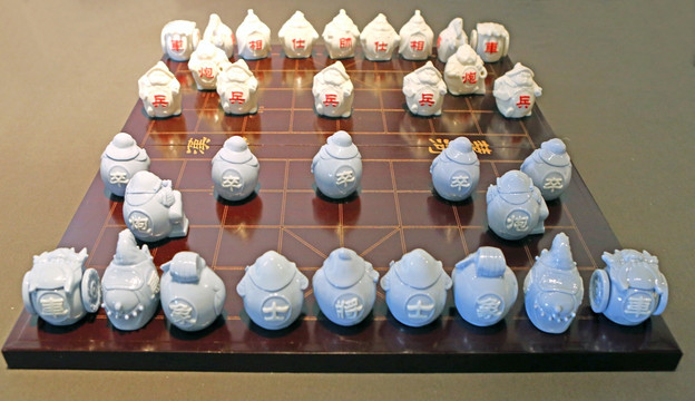 德化瓷中国象棋