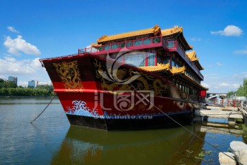 运河 广场