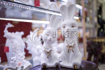 陶瓷白兔