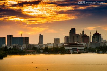 东昌湖夜景