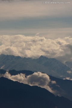 云 山