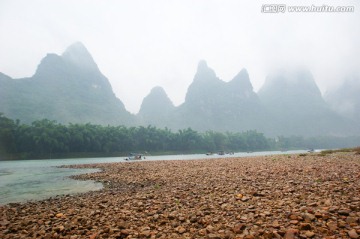 烟雨漓江