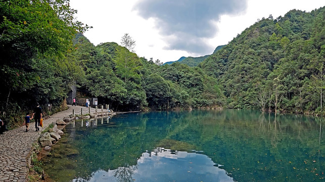 武义牛头山浴仙湖青山绿水全景