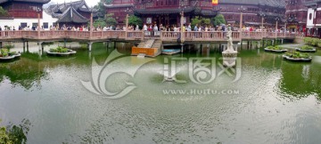 上海城隍庙豫园九曲桥全景图
