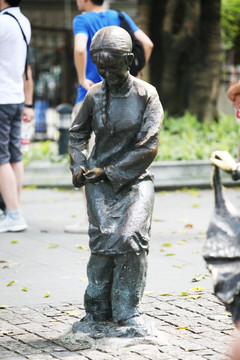 广州 沙面 人物 铜雕 国礼