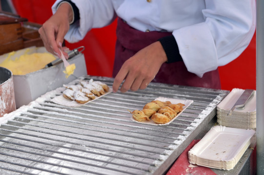 煎饺子