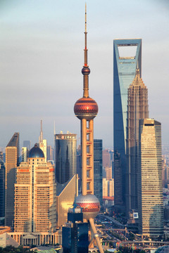 上海东方明珠电视塔及周边