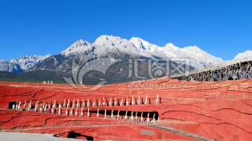 丽江露天剧场 玉龙雪山