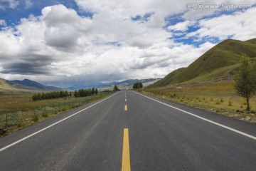 高原公路 柏油路面