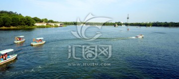湖景之舟