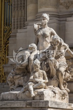 法国巴黎街头雕塑