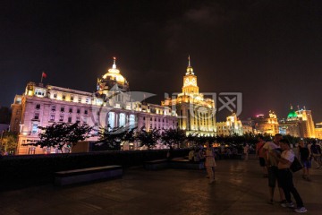 上海外滩欧式古典建筑夜景