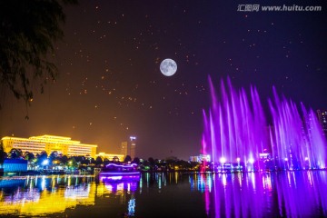 来宾桂中水城中秋节之夜