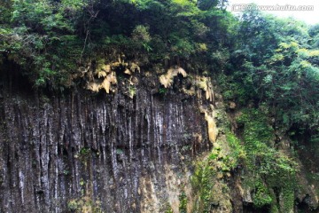 高山丘壑 溪流