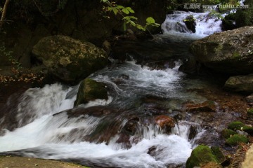 峡谷 瀑布 溪流