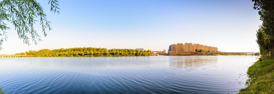 河流全景