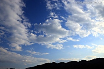 蓝天白云
