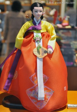 韩国人偶