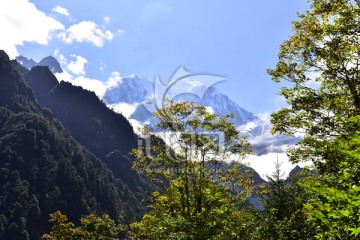 四川甘孜州燕子沟风光