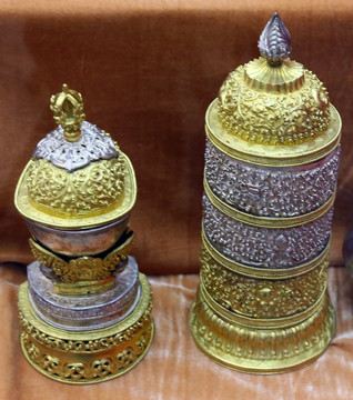 藏族银罐
