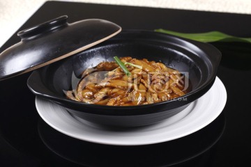 咸鱼茄子煲