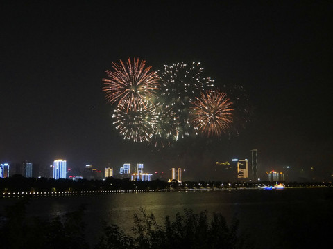 湘江烟花