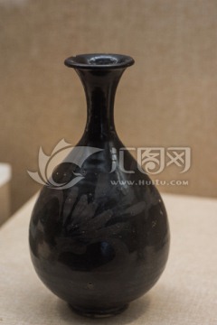 黑釉陶瓷瓶