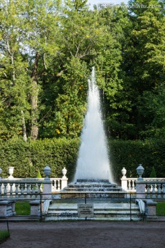 夏宫里的喷泉
