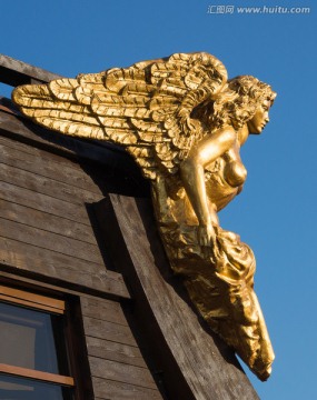 金色天使雕塑