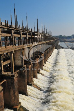水利工程 拦河坝 老建筑