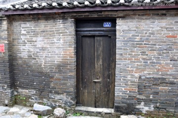 广西杨美古镇 老旧木门