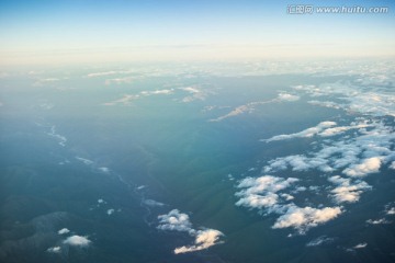 俯瞰山川河流