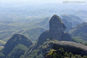 霍山酒瓮石 悬崖峭壁