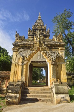 缅甸因瓦古城 马哈昂美寺