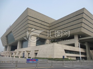 郑州东站大理石建筑
