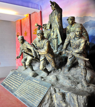 铜雕像 抗战 士兵