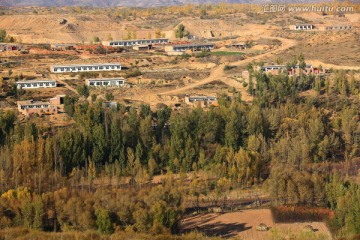 小山村